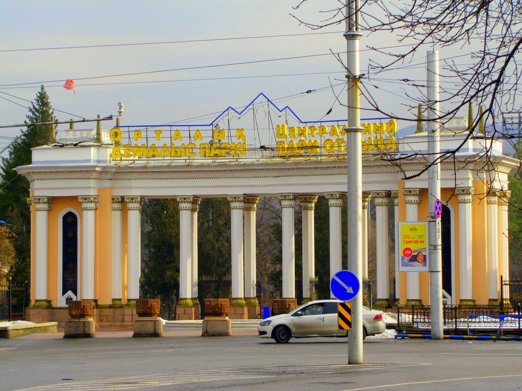 Guest House On Kaldaiakova 38 Almatı Dış mekan fotoğraf
